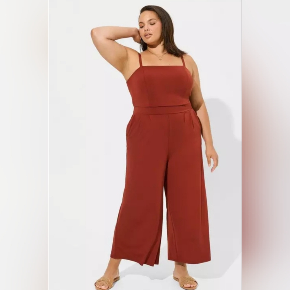 NWOT STUDIO KNIT TUBE TOP WIDELEG JUMPSUIT SIZE 1 BURNT ORANGE